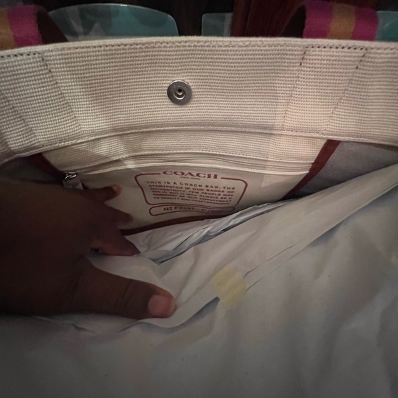 ❌SOLD❌ COACH Canvas Tote Large NWT EXCELLENT CONDITION - Picture 11 of 11